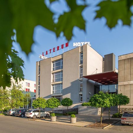 פץ' Hotel Laterum מראה חיצוני תמונה