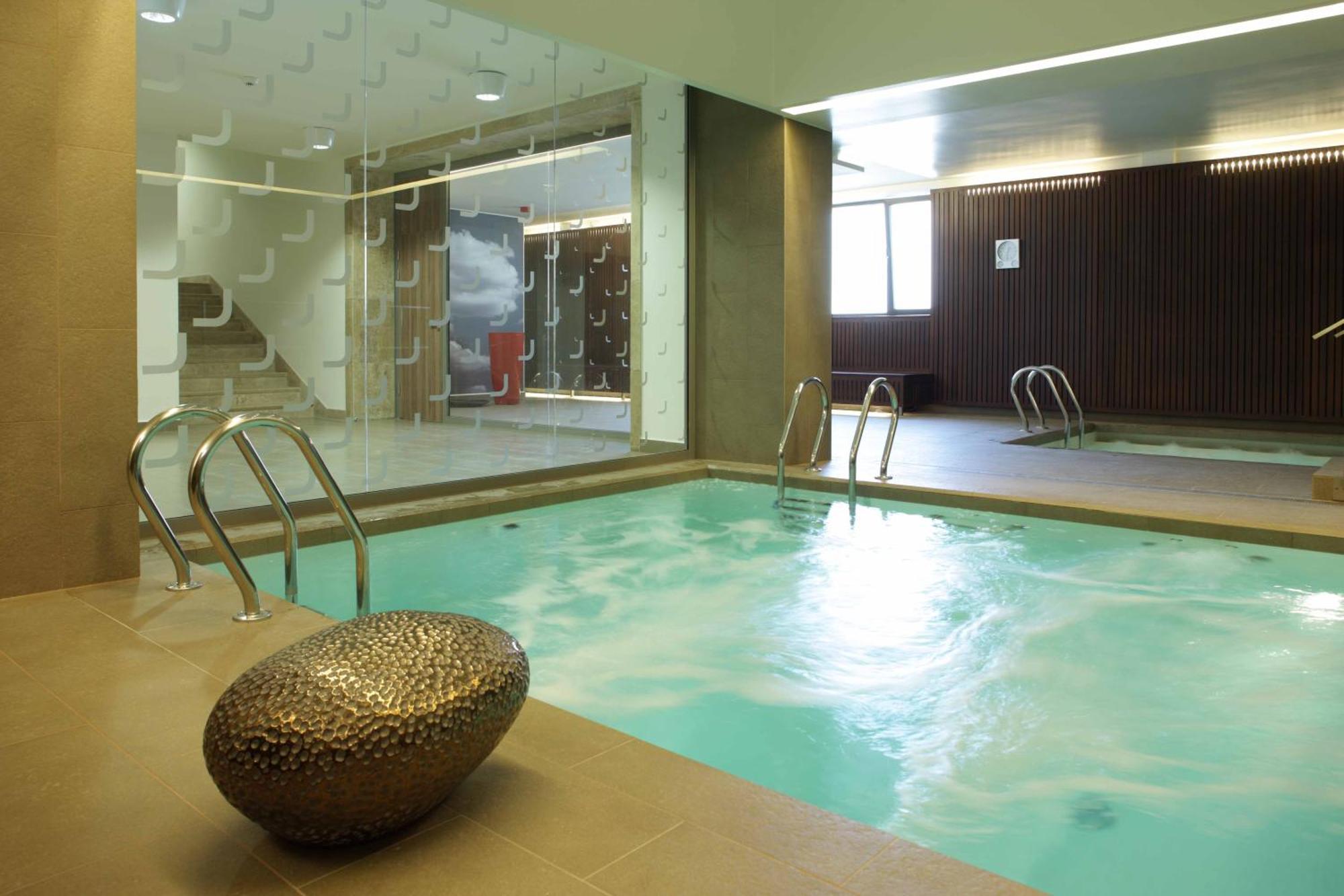 פץ' Hotel Laterum מראה חיצוני תמונה
